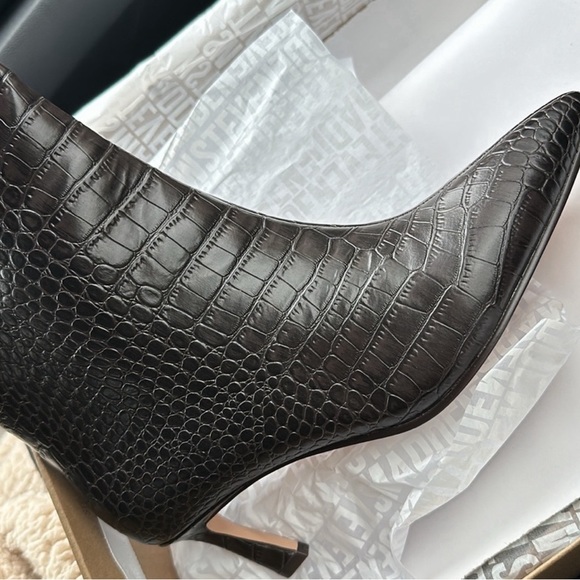 - Steve Madden lavan dark brown croc boots size 9.5 - Picture 5 of 13